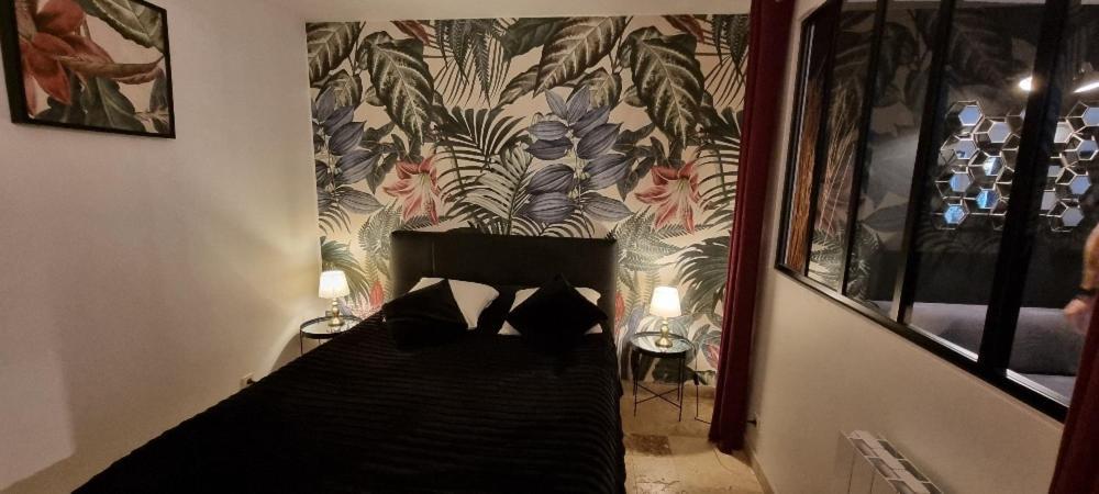 Le Patio / Les Suites Romantiques Du Grenier A Sel Honfleur Dış mekan fotoğraf