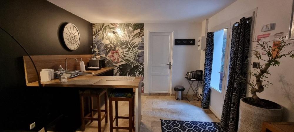 Le Patio / Les Suites Romantiques Du Grenier A Sel Honfleur Dış mekan fotoğraf